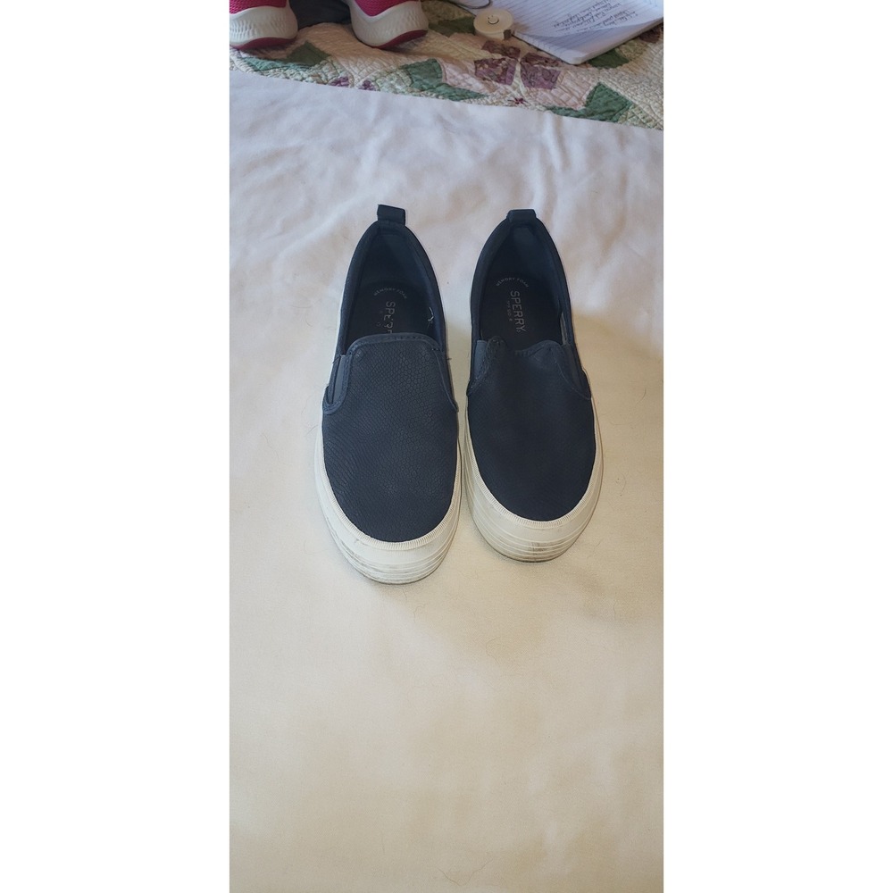Sperry Crest Vibe Navy Blue Snakeskin Platform Slip On Sneakers STS86856 Size 8